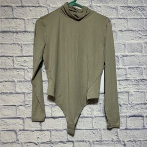Lululemon Riverstone Wundermost Ultra-Soft Nulu Turtleneck Bodysuit NWT